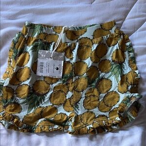 NWT Kate Quinn Pinneapple short